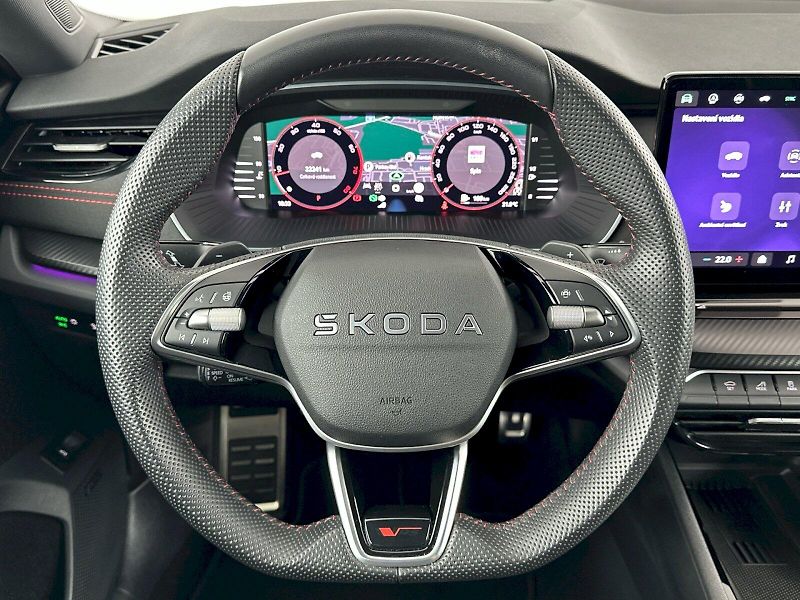 Škoda Octavia (2025) DSG 2.0TSI 195kW RS - fotka 10 z 33