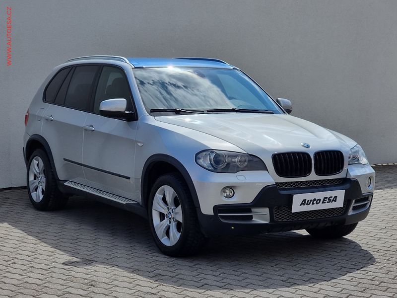BMW X5 (2009) 3.0 D - fotka 1 z 3