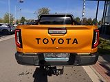 Toyota Hilux 2.8 Invincible - náhled 7