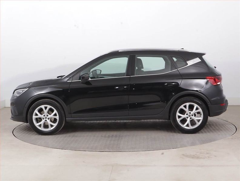 Seat Arona (2023) FR 1.0 TSI, Serv.kniha, Navi - fotka 3 z 15