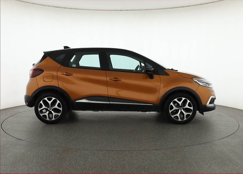 Renault Captur (2019) 1.3 TCe, Serv.kniha, Navi - fotka 6 z 18