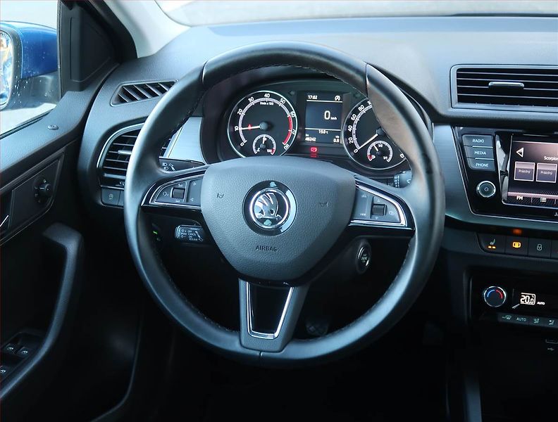 Škoda Fabia (2020) Style Plus 1.0 TSI, Serv.kniha - fotka 15 z 22