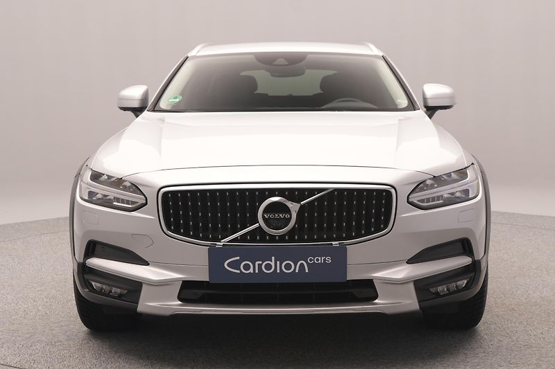 Volvo V90 CC D5 AWD PRO POLESTAR CZ  - fotka 15 z 47
