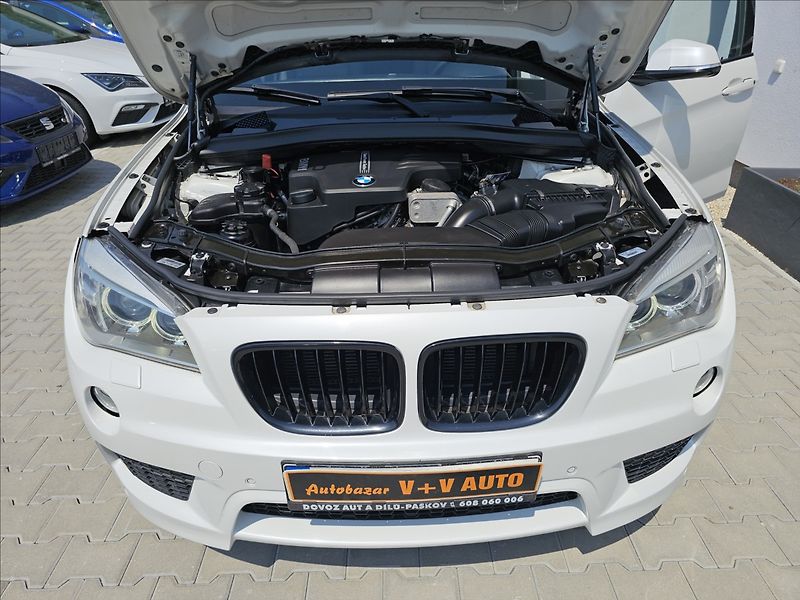 BMW X1 2,0 XDRIVE 28i AUTOMAT TOP - fotka 44 z 46