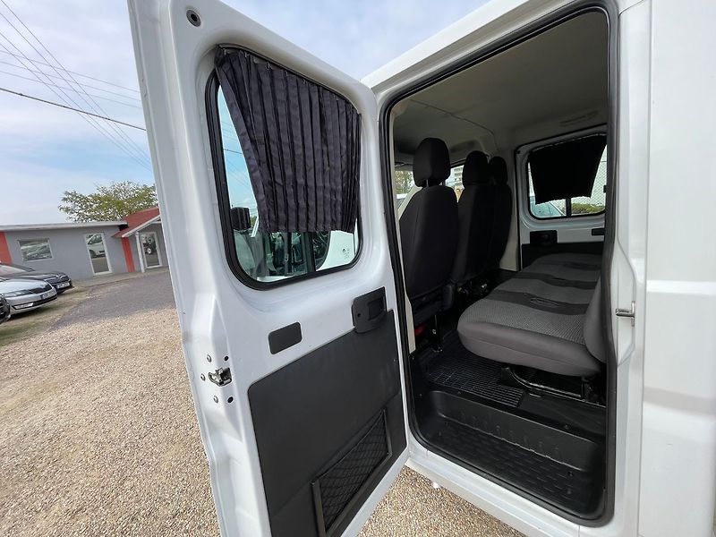 Citroën Jumper 2.2bHDi 103kW*CZ*7.MÍST*CarPla - fotka 13 z 42