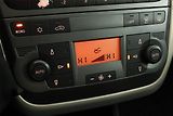 Fiat Punto (2006) 1.4, nová STK, Klima - náhled 12