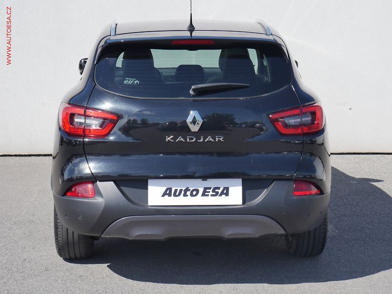 Renault Kadjar (2017) 1.2 TCe, ČR, AC, panor - fotka 5 z 15