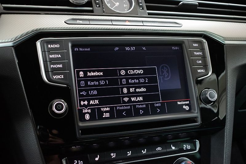 Volkswagen Passat 2.0 Bi-TDI R-LINE*N.TOPENÍ*ACC - fotka 27 z 40