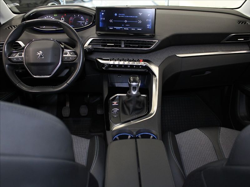 Peugeot 5008 1,5 HDi 96lW Allure 7-m 1.maj. - fotka 9 z 28