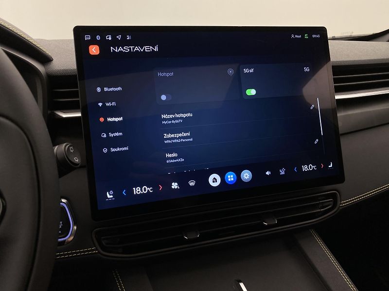 Lynk & Co 01 MORE PHEV AUT CZ 1.maj - fotka 78 z 95