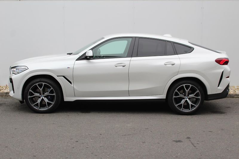 BMW X6 xDrive30d Mpaket CZ DPH - fotka 9 z 26