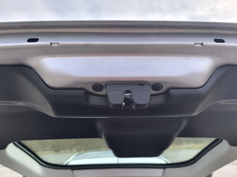 Peugeot 207 1.4  1.MAJITEL, DOLOŽENÉ KM - fotka 14 z 25
