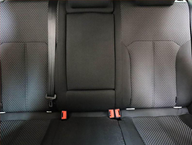 Volkswagen Passat (2013) 1.6 TDI, Serv.kniha, Tempomat - fotka 10 z 20
