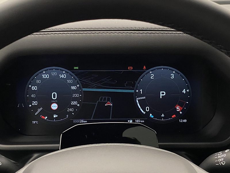 Land Rover Defender (2026) 110 D350 X-Dynamic REZERVACE - fotka 31 z 56