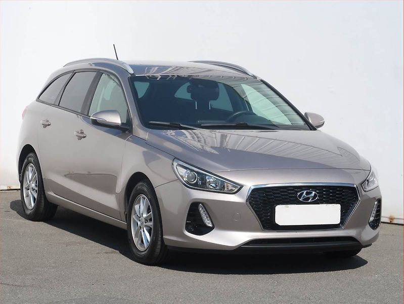 Hyundai i30 (2017) 1.0 T-GDI, Serv.kniha - fotografie inzerátu