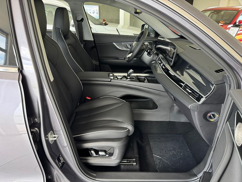 Chery Tiggo 7 (2026) 1,6T ICE Luxury FWD - fotka 14 z 60