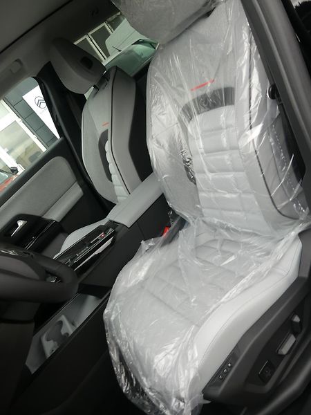 Citroën C5 Aircross (2026) MAX Plug-in Hybrid 195k Aut. - fotka 9 z 24