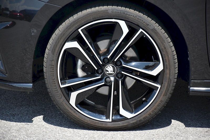 Škoda Fabia (2025) Monte Carlo 1.0 TSI 85kW DSG - fotka 31 z 31