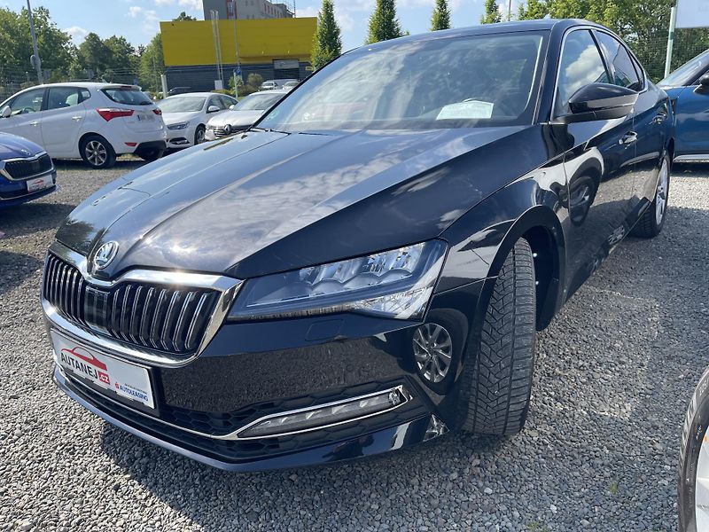 Škoda Superb 2.0 TSi Dsg 4x4 STYLE-DPH-ČR ! - fotka 15 z 54