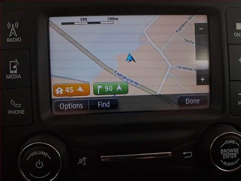 Jeep Renegade (2015) 1.4 MultiAir, Automat - fotka 13 z 18