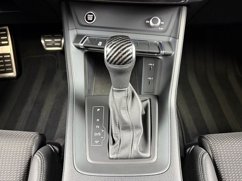 Audi Q3 2.0 TDI 142KW QUATTRO S-TRONIC - fotka 20 z 24