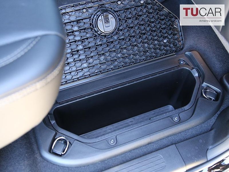 Dodge RAM (2026) 1500 Laramie 5.7 V8 HEMI 2026 - fotka 37 z 41