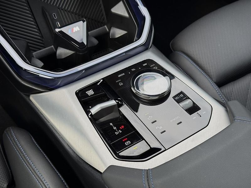 BMW X3 xDrive20d - fotka 12 z 23
