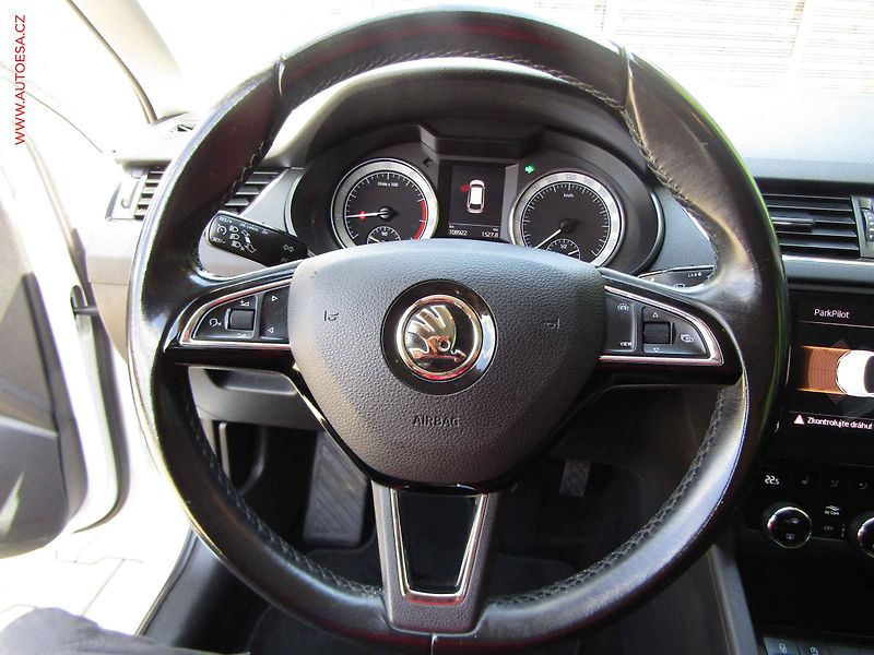 Škoda Octavia (2019) 1.0 TSi, ČR, Style - fotka 18 z 19