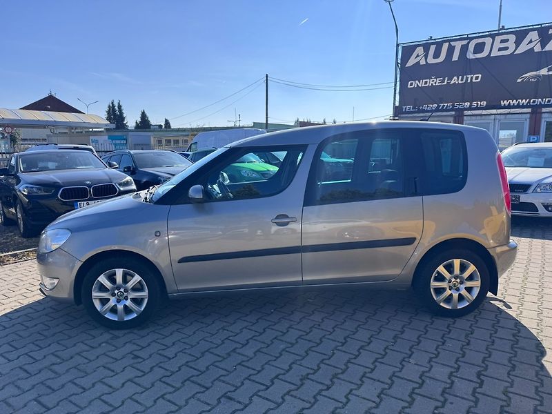 Škoda Roomster (2011) 1,2 TSI 77 KW KILOMETRY TAŽNÉ - fotka 2 z 50
