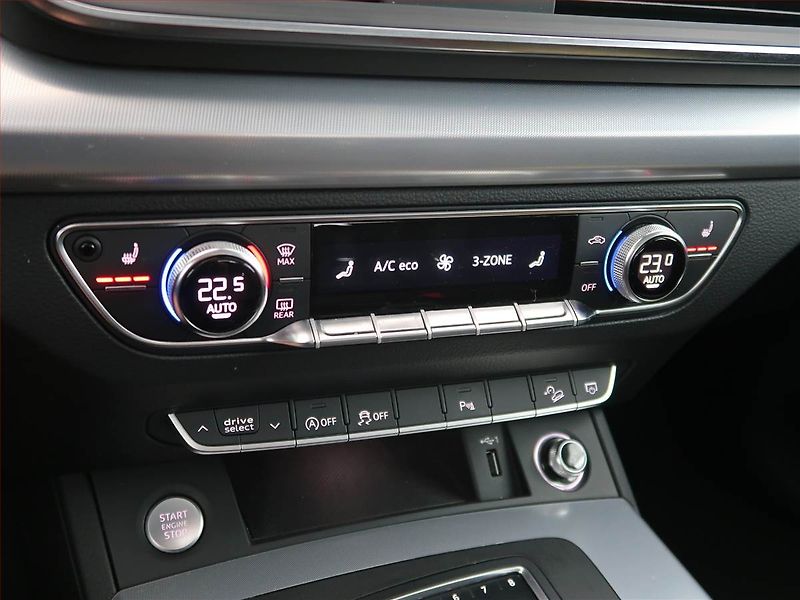 Audi Q5 (2020) design 40 TDI - fotka 18 z 24