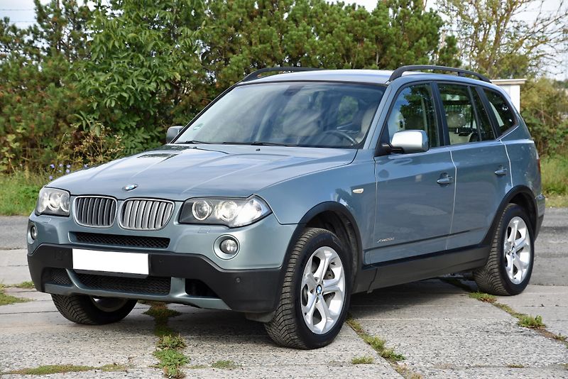 BMW X3 xDrive20d LCi,KŮŽE,VÝHŘEV,TEMP - fotka 6 z 40