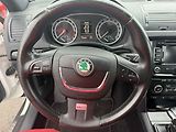 Škoda Octavia (2012) 2.0 TDi, RS, DSG, xenon - náhled 12