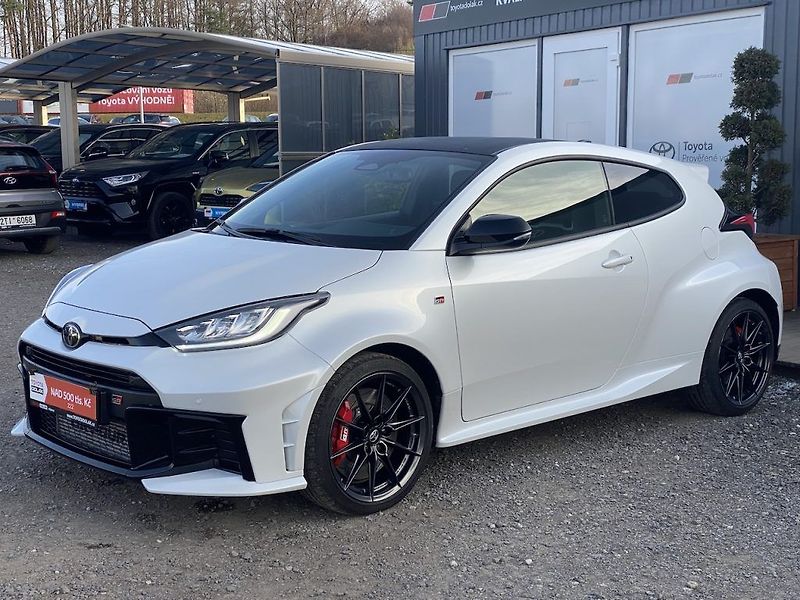 Toyota GR Yaris ČR, Dynamic VIP, DPH, A/T - fotka 3 z 31