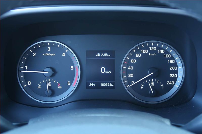 Hyundai Tucson (2020) 1.6 CRDi, Serv.kniha, Tempomat - fotka 11 z 22