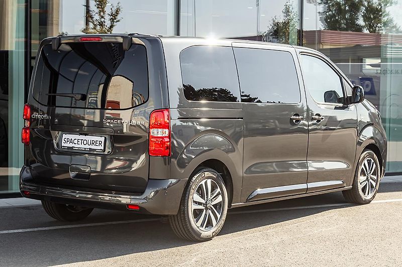 Citroën SpaceTourer 2,2 SHINE M BlueHDi 180k - fotka 6 z 21