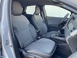 Renault Captur (2025) TECHNO 1,3TCe 160k EDC - náhled 8