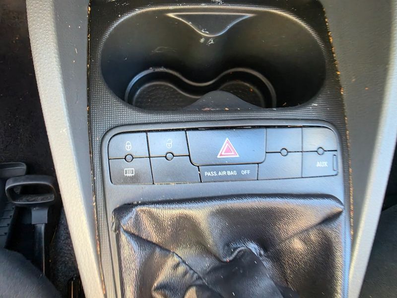 Seat Ibiza (2011) 1.4 i Rozvody - fotka 25 z 27