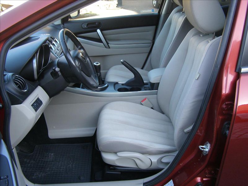Mazda CX-7 2,2   4x4 162000km - fotka 11 z 27