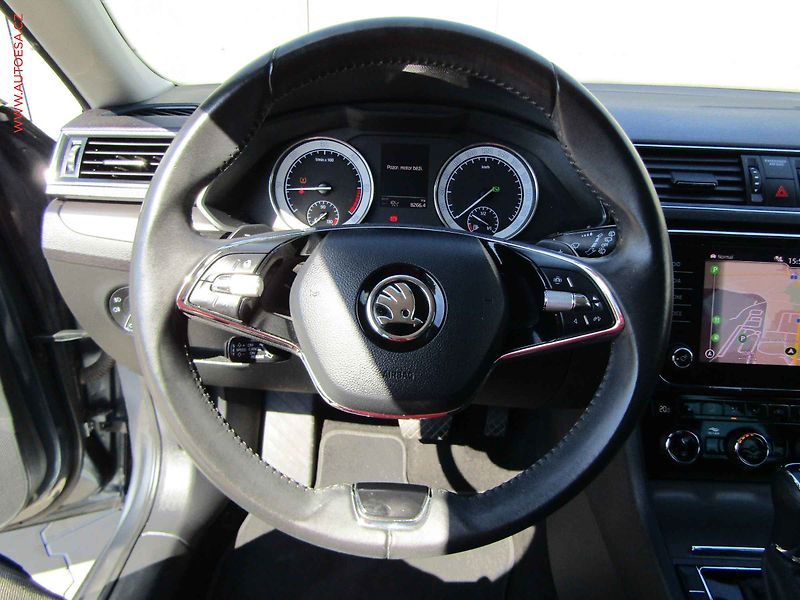 Škoda Superb (2021) 2.0 TDi, ČR, DSG, navi, LED - fotka 19 z 20