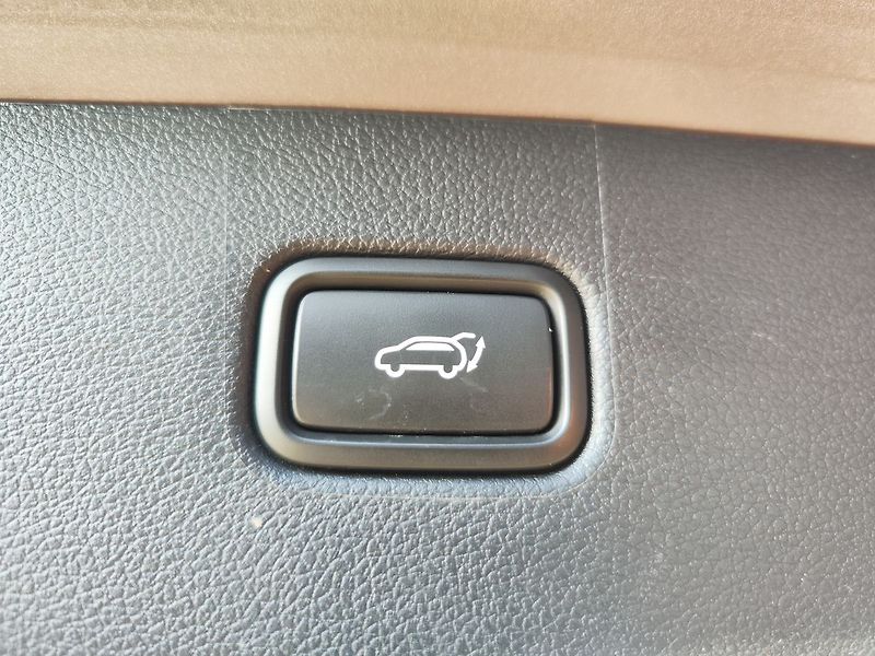 Hyundai Tucson 1.6 CRDi/100kW Adventure DCT - fotka 10 z 33