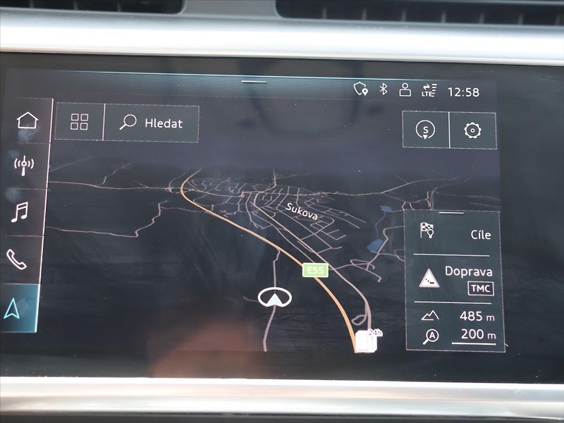 Audi A6 2.0 40TDI 150kW Aut. Sport - fotka 25 z 39