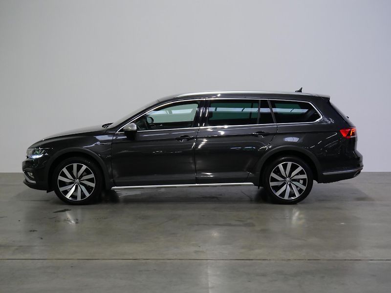 Volkswagen Passat - fotka 3 z 26