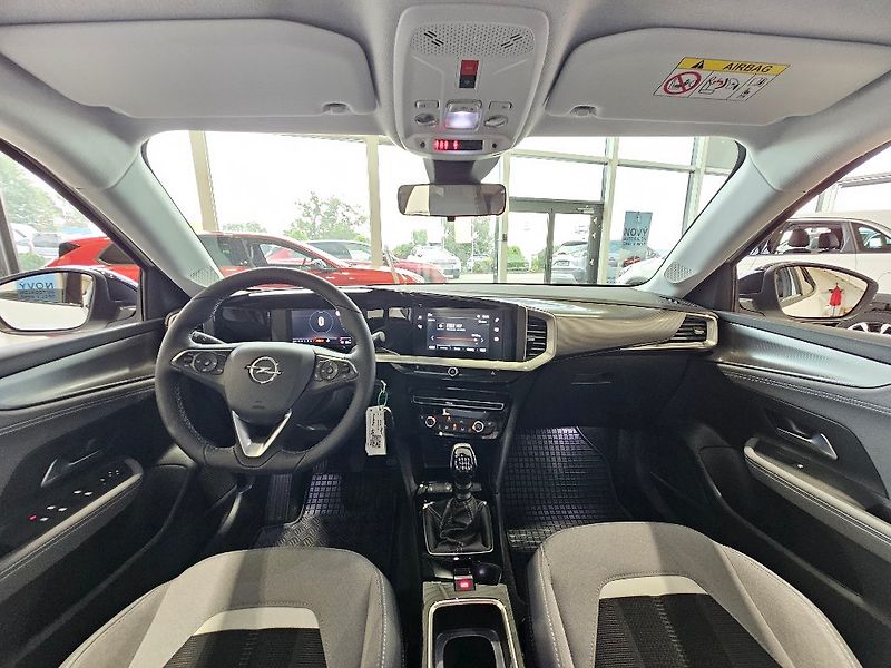 Opel Mokka (2025) Edition 1.2 TURBO 136k MT6 - fotka 9 z 15