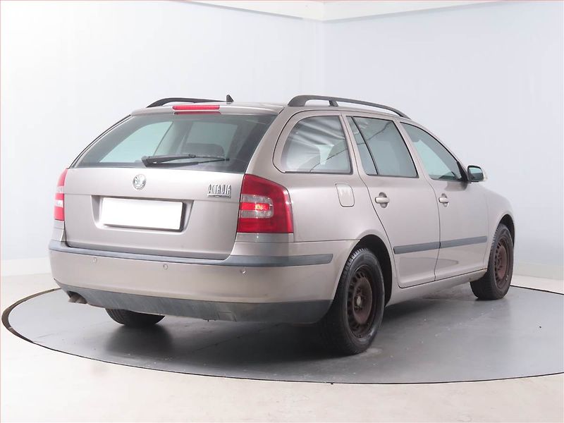 Škoda Octavia (2006) Ambiente 1.9 TDI, Eko.zaplacen - fotka 5 z 13