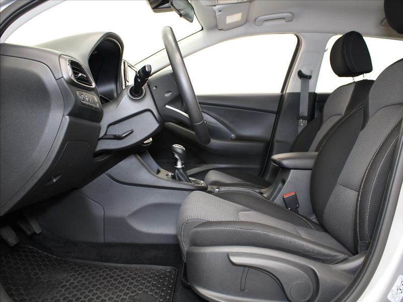 Hyundai i30 1,0 T-GDi 88kW 37tkm.Záruka ČR - fotka 6 z 23