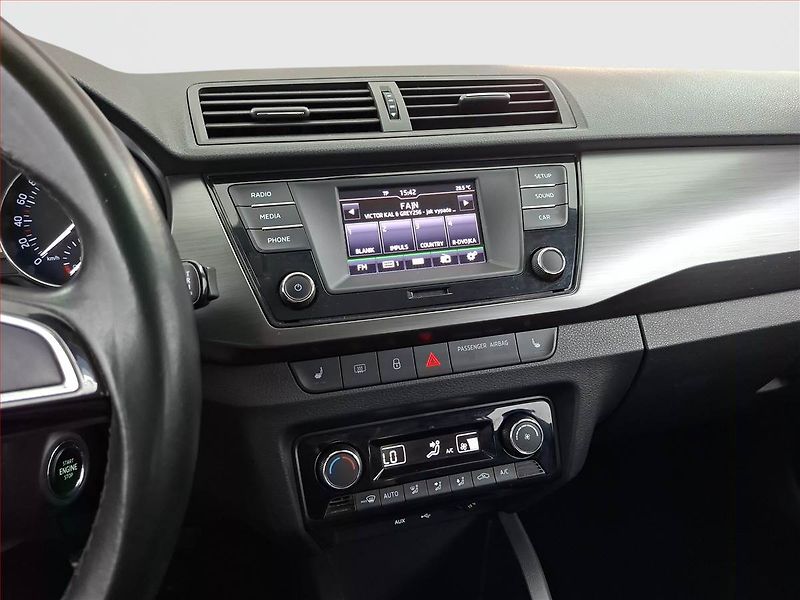 Škoda Fabia (2018) 1.0 TSI, Tempomat - fotka 12 z 15