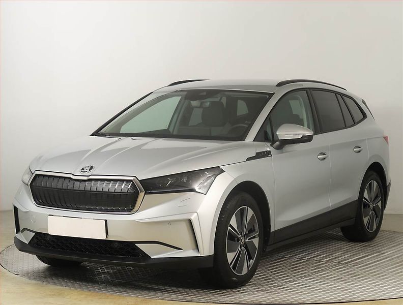 Škoda Enyaq (2025) 50 (52 kWh), SoH 100% - fotka 2 z 30