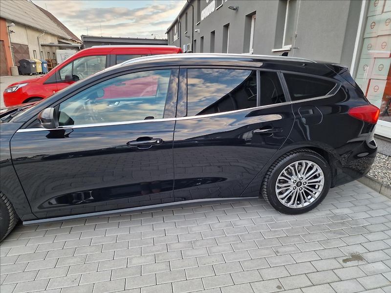 Ford Focus 1.5 EcoBlue Titanium,ČR,1.Maj - fotka 43 z 47