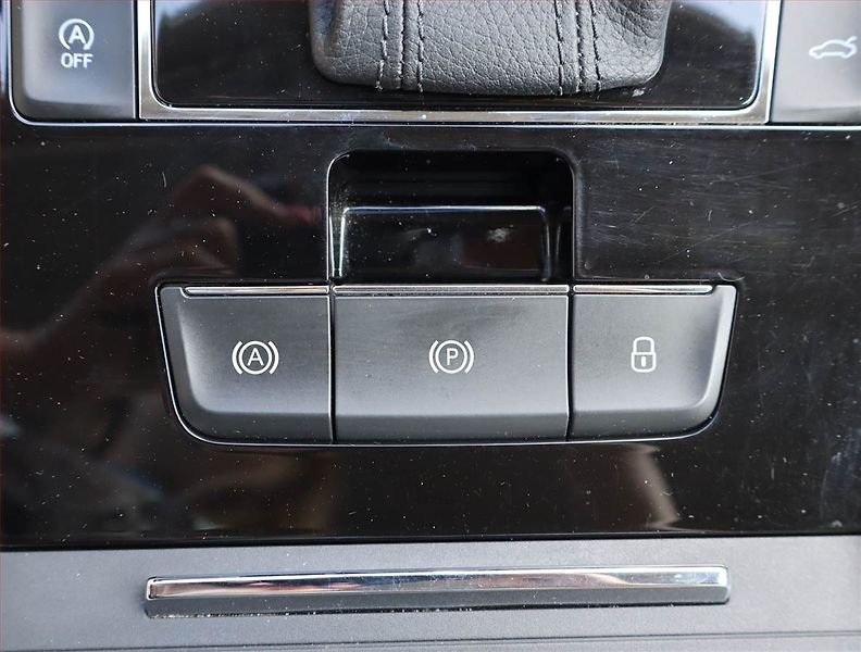 Škoda Superb (2017) Laurin&Klement 2.0 TSI - fotka 16 z 24