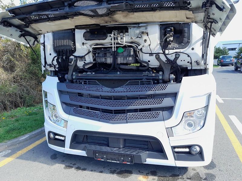 Mercedes-Benz Actros 1848 LowDeck - fotka 25 z 35